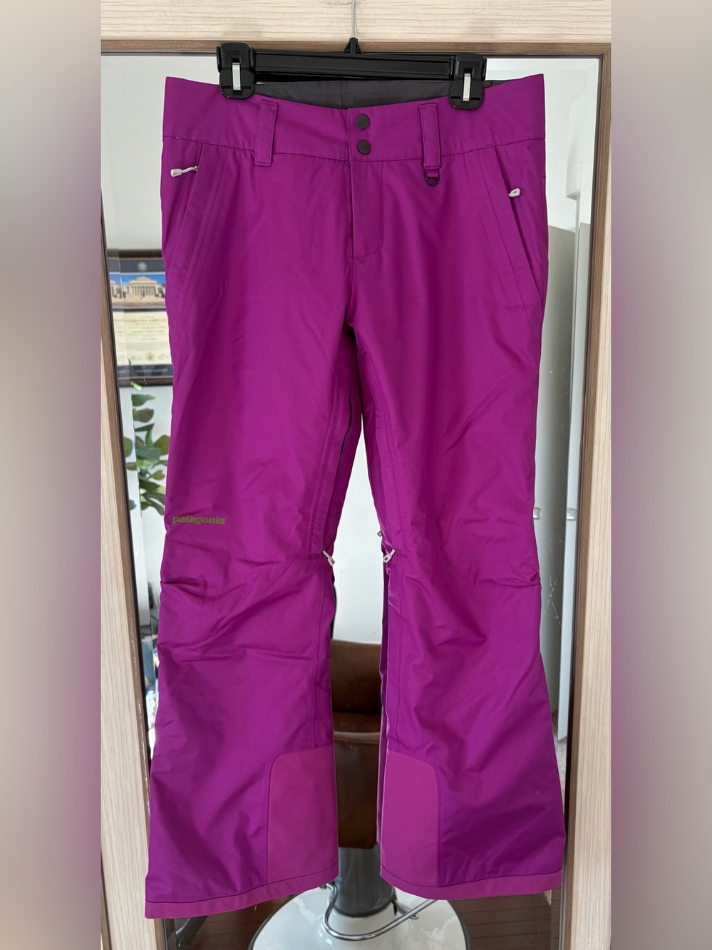 Patagonia Worn Wear W's Insulated Snowbelle Pants in Purple Regular size Medium